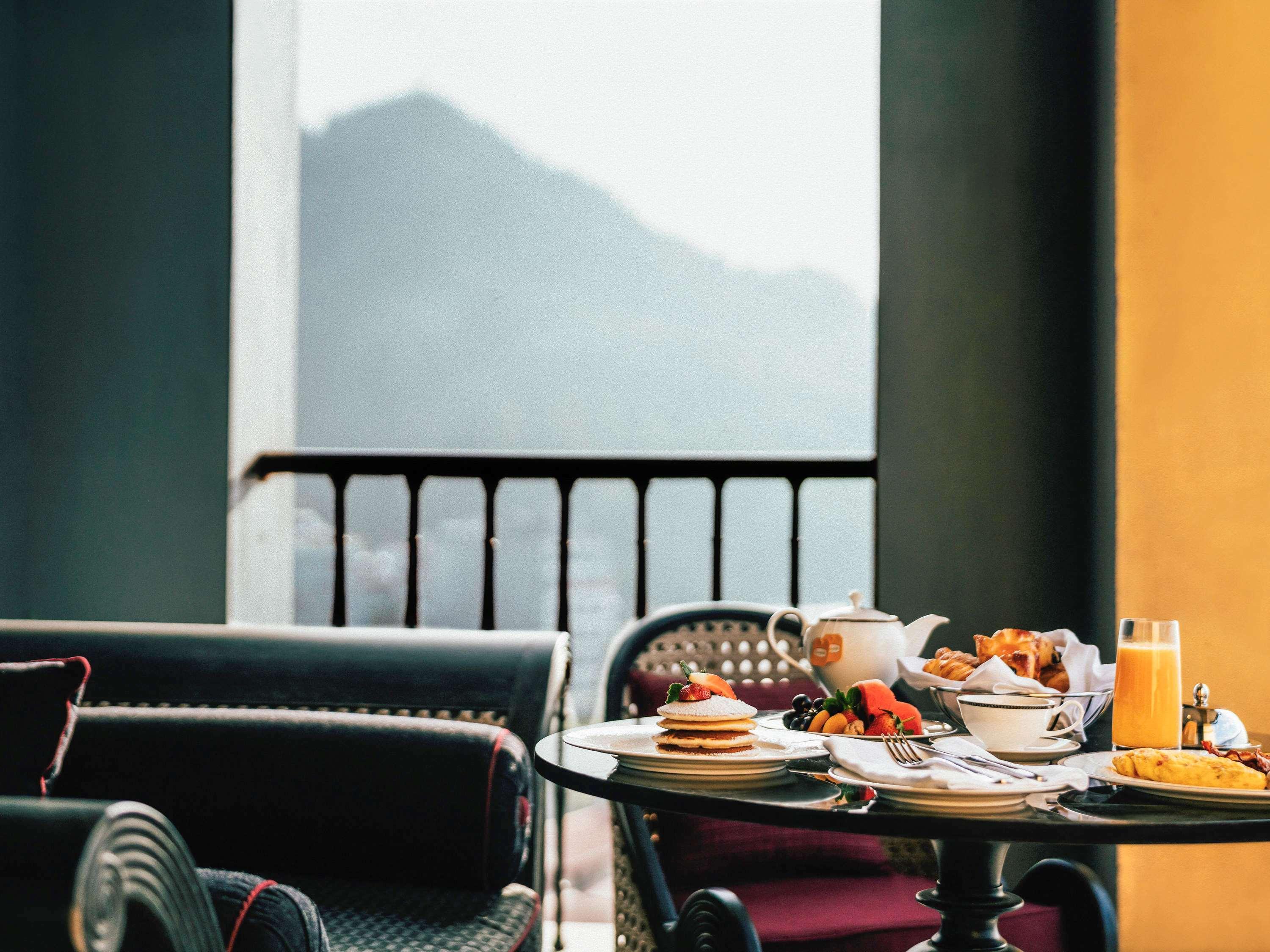 圆顶餐厅美憬阁酒店 萨帕 外观 照片 A breakfast table